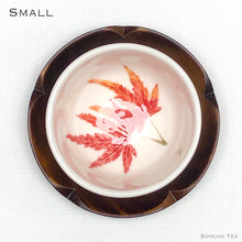 Load image into Gallery viewer, Flower Wooden Saucers