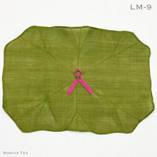 Load image into Gallery viewer, Lotus Leaf Placemats